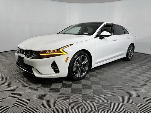 2023 Kia K5 EX