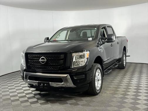 2024 Nissan Titan XD SV