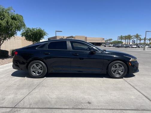 2021 Kia K5 LX