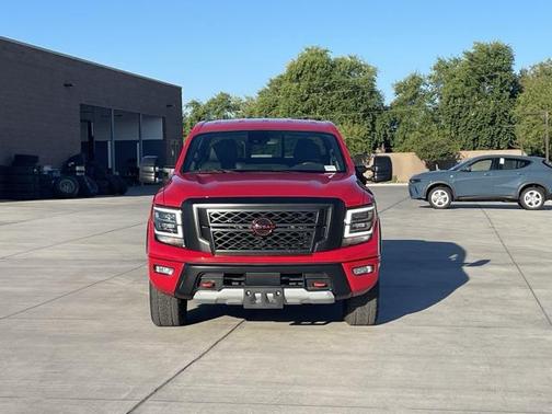 2024 Nissan Titan PRO-4X