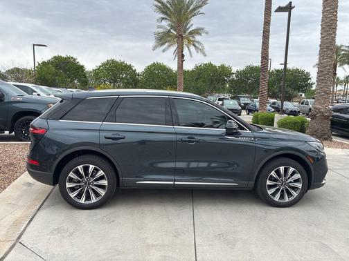 2022 Lincoln Corsair Reserve