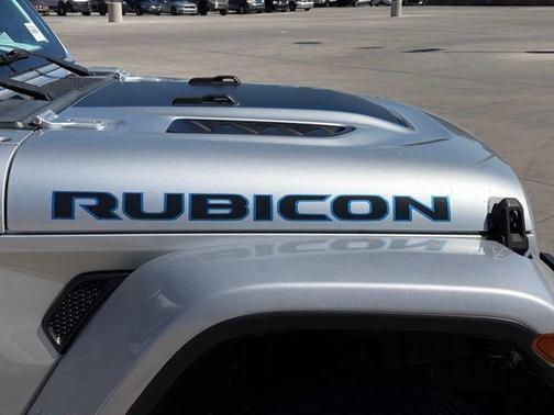 Silver Zynith Clearcoat 2023 Jeep Wrangler 4xe Rubicon