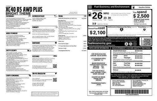 2023 Volvo XC40 B5 Plus Bright Theme