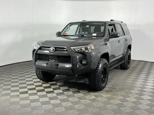 2024 Toyota 4Runner SR5