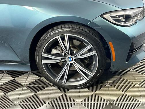 2021 BMW 330 xDrive