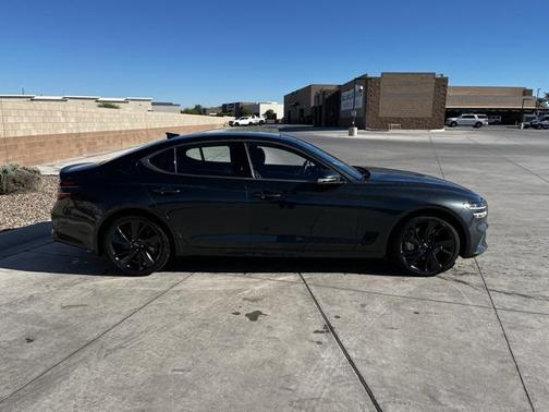 2023 Genesis G70 3.3T RWD