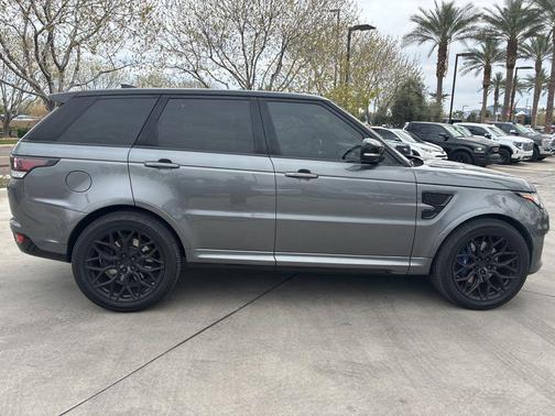 2017 Land Rover Range Rover Sport 5.0L Supercharged SVR