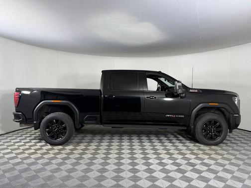 2024 GMC Sierra 3500 AT4