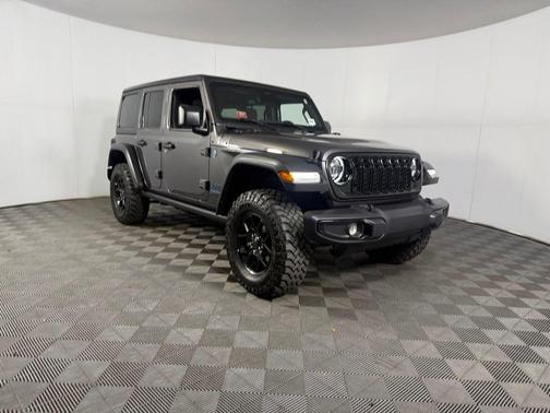 Granite Crystal Metallic Clearcoat 2025 Jeep Wrangler 4xe Willys