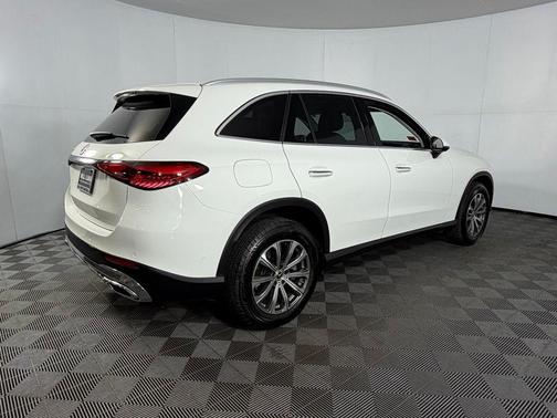 2024 Mercedes-Benz GLC 300 Base