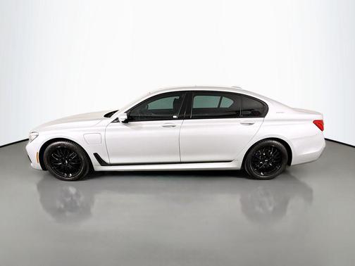 2018 BMW 740e xDrive iPerformance