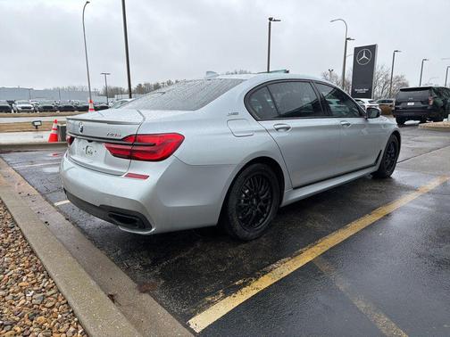 2018 BMW 740e xDrive iPerformance
