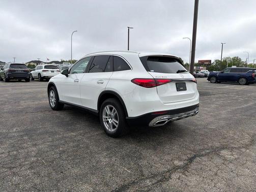 White 2025 Mercedes-Benz GLC 300 4MATIC
