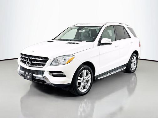 Polar White 2015 Mercedes-Benz M-Class 4MATIC