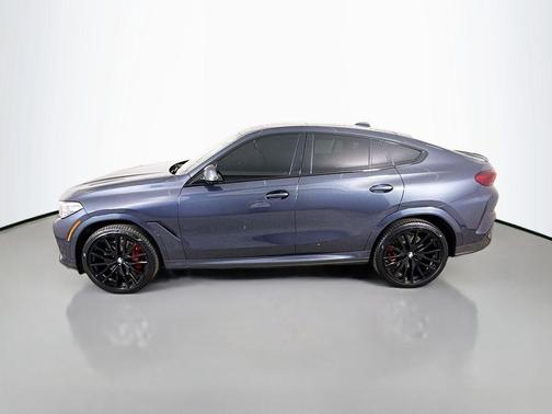 2021 BMW X6 M50i