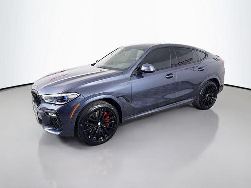 2021 BMW X6 M50i