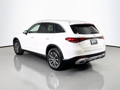 2025 Mercedes-Benz GLC 300 4MATIC