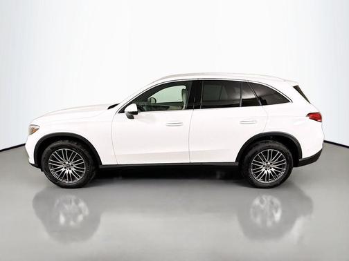 Polar White 2026 Mercedes-Benz GLC 300 4MATIC