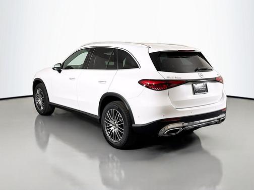 2026 Mercedes-Benz GLC 300 4MATIC