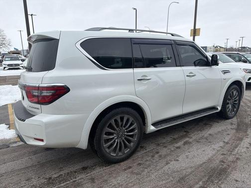 2022 Nissan Armada Platinum 4WD