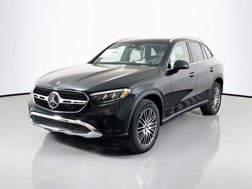 2026 Mercedes-Benz GLC 300 4MATIC