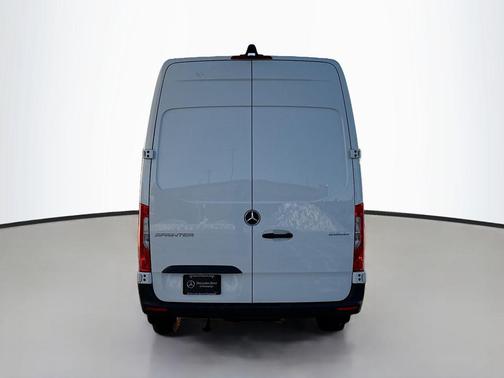 2025 Mercedes-Benz Sprinter 2500 Standard Roof