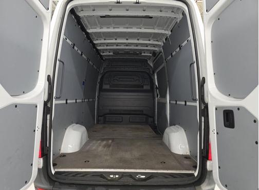 White 2024 Mercedes-Benz Sprinter 2500 Crew 144 WB