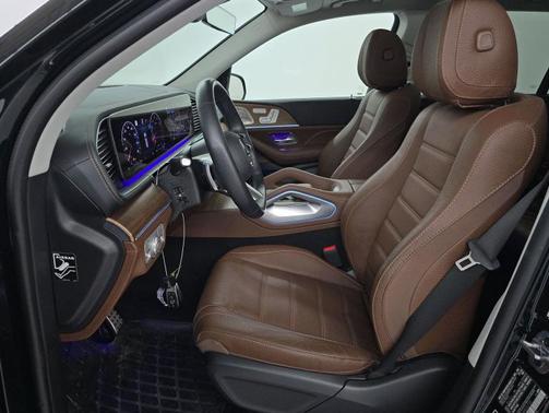 Emerald Green Metallic 2024 Mercedes-Benz GLS 580 4MATIC