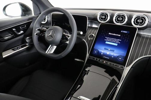 2025 Mercedes-Benz GLC 350e Base