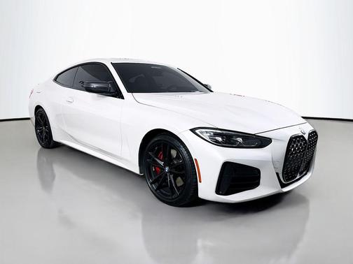 Mineral White Metallic 2021 BMW M440 i xDrive