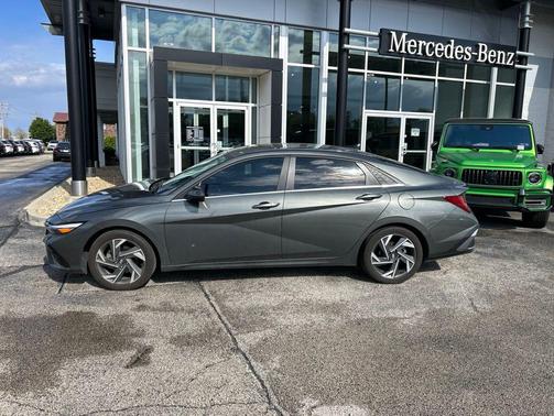 Amazon Gray 2024 Hyundai ELANTRA SEL