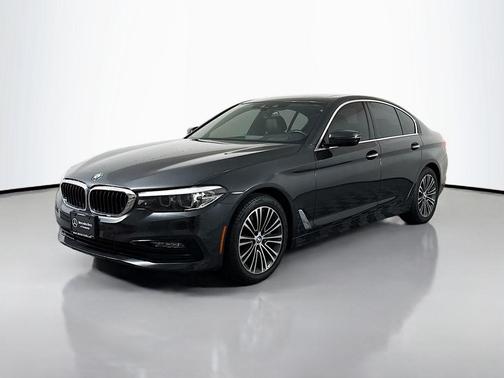 2018 BMW 530 530i