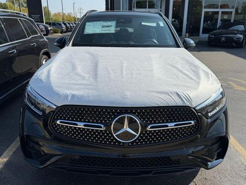 2026 Mercedes-Benz GLC 300 4MATIC