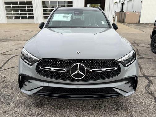 2026 Mercedes-Benz GLC 300 4MATIC