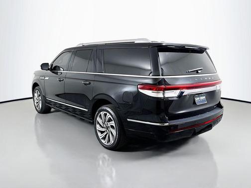 2022 Lincoln Navigator Reserve