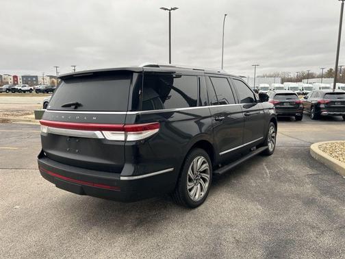 2022 Lincoln Navigator Reserve