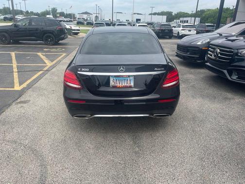 Beige / Tan 2019 Mercedes-Benz E-Class 4MATIC