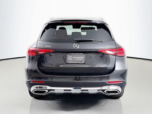 Graphite 2026 Mercedes-Benz GLC 300 4MATIC