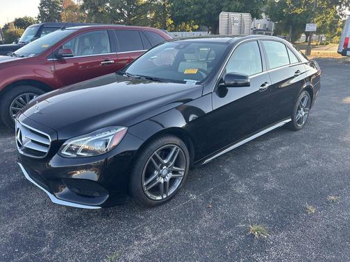 2015 Mercedes-Benz E-Class 4MATIC