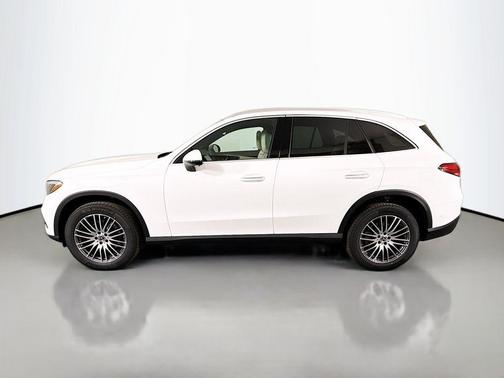 2026 Mercedes-Benz GLC 300 4MATIC