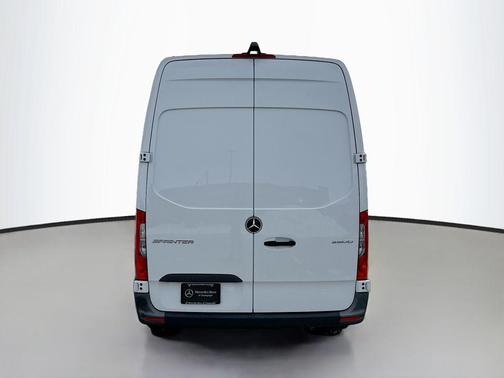 2023 Mercedes-Benz Sprinter 2500 Standard Roof