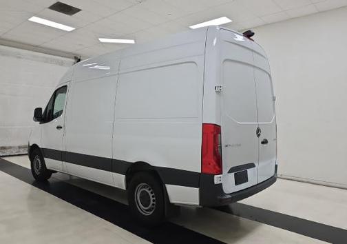 2023 Mercedes-Benz Sprinter 2500 Standard Roof