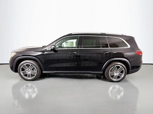2026 Mercedes-Benz GLS 450 4MATIC