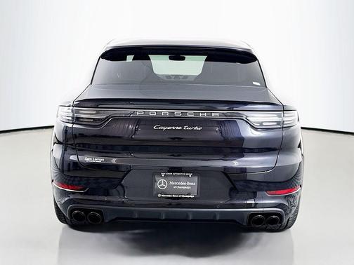 Jet Black Metallic 2020 Porsche Cayenne Turbo
