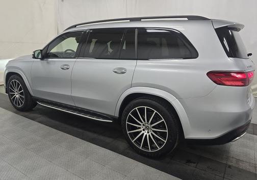 Cirrus Silver Metallic 2025 Mercedes-Benz GLS 580 4MATIC