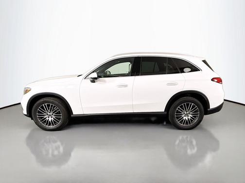 2026 Mercedes-Benz GLC 300 4MATIC