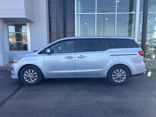 2019 Kia Sedona LX