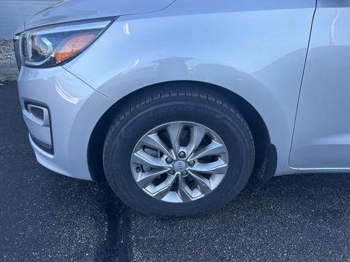 2019 Kia Sedona LX