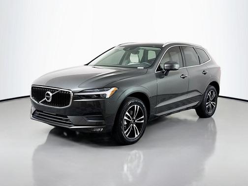 2021 Volvo XC60 T5 Momentum
