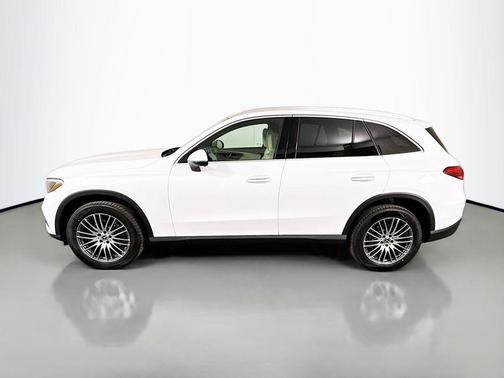 2026 Mercedes-Benz GLC 300 4MATIC